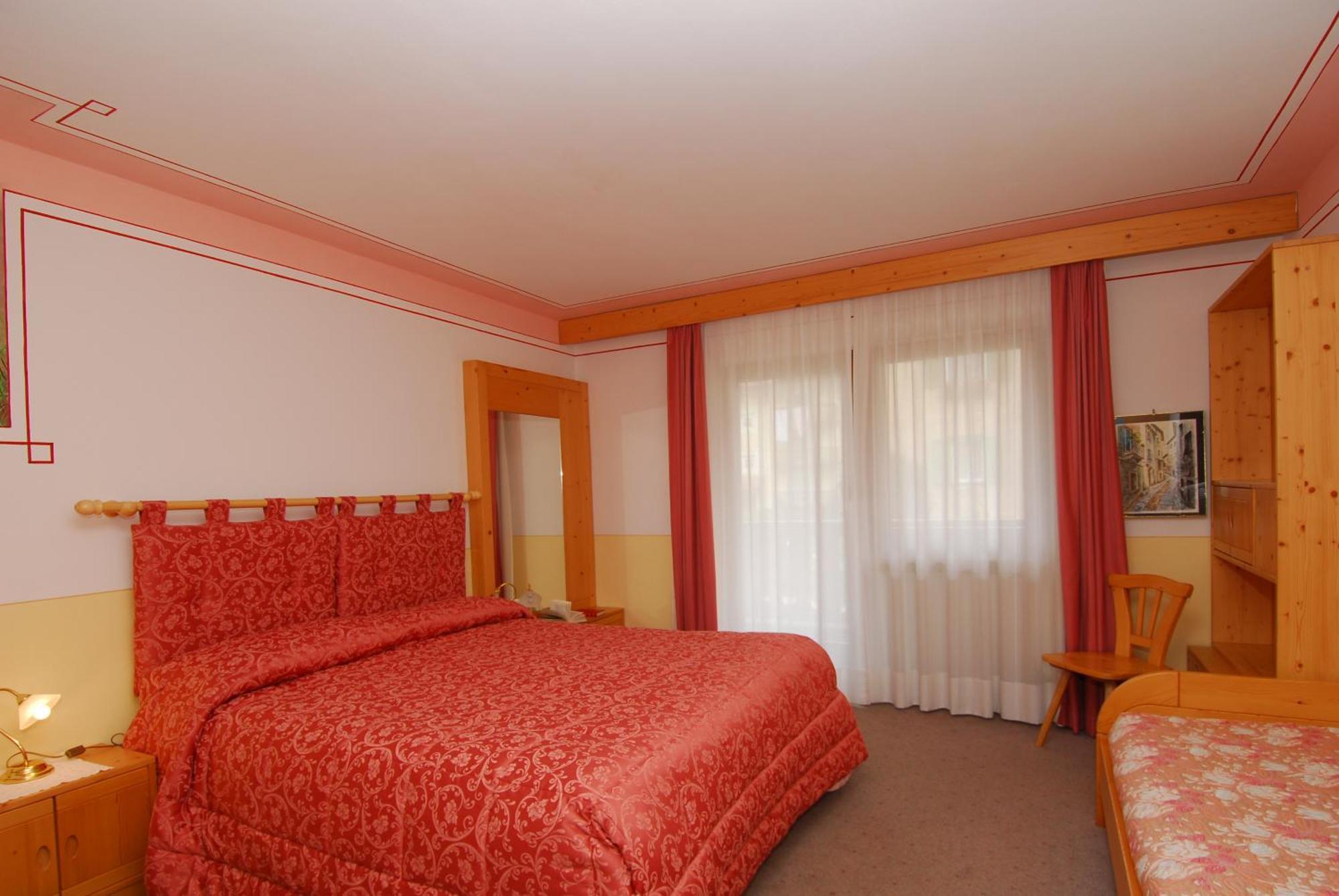 Hotel Malder Soraga Habitación foto